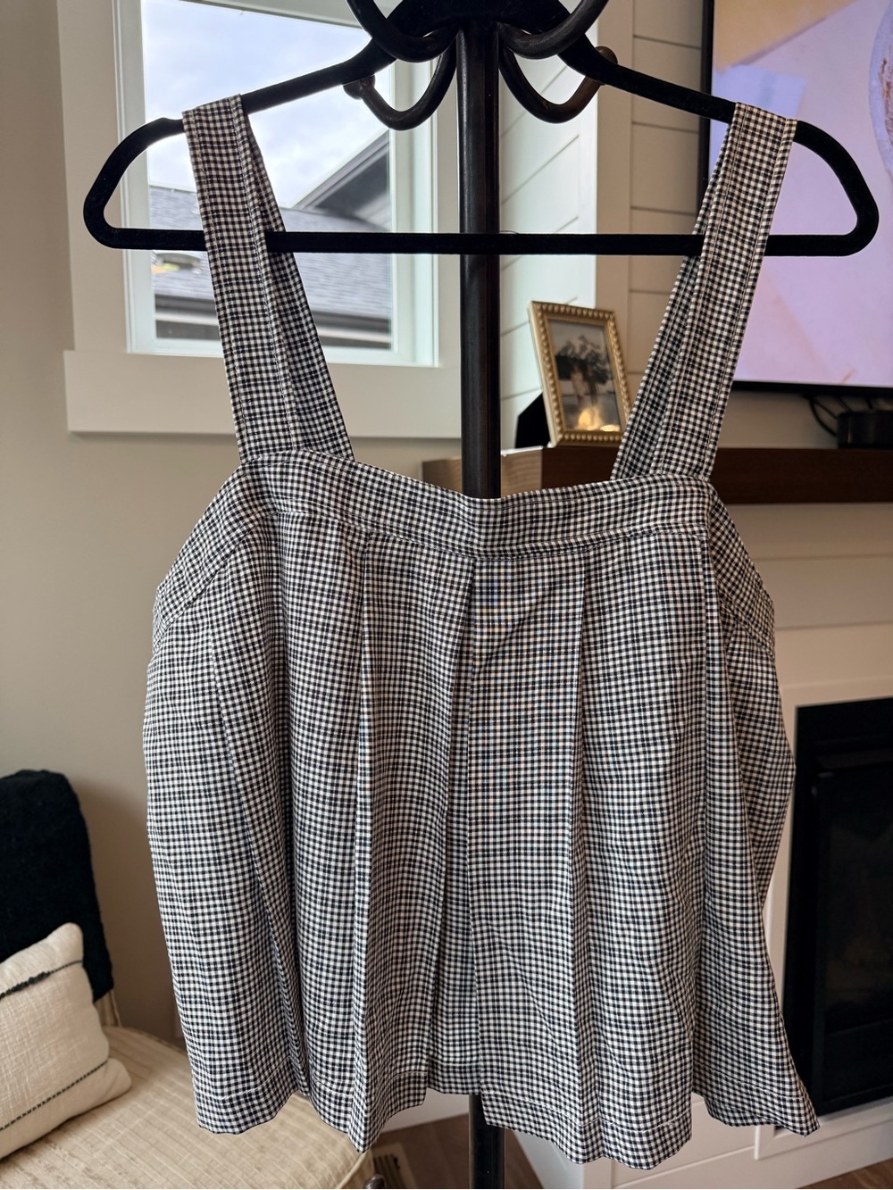 Max Studio Black & White Gingham Pleated Pinafore crop style tank NWT